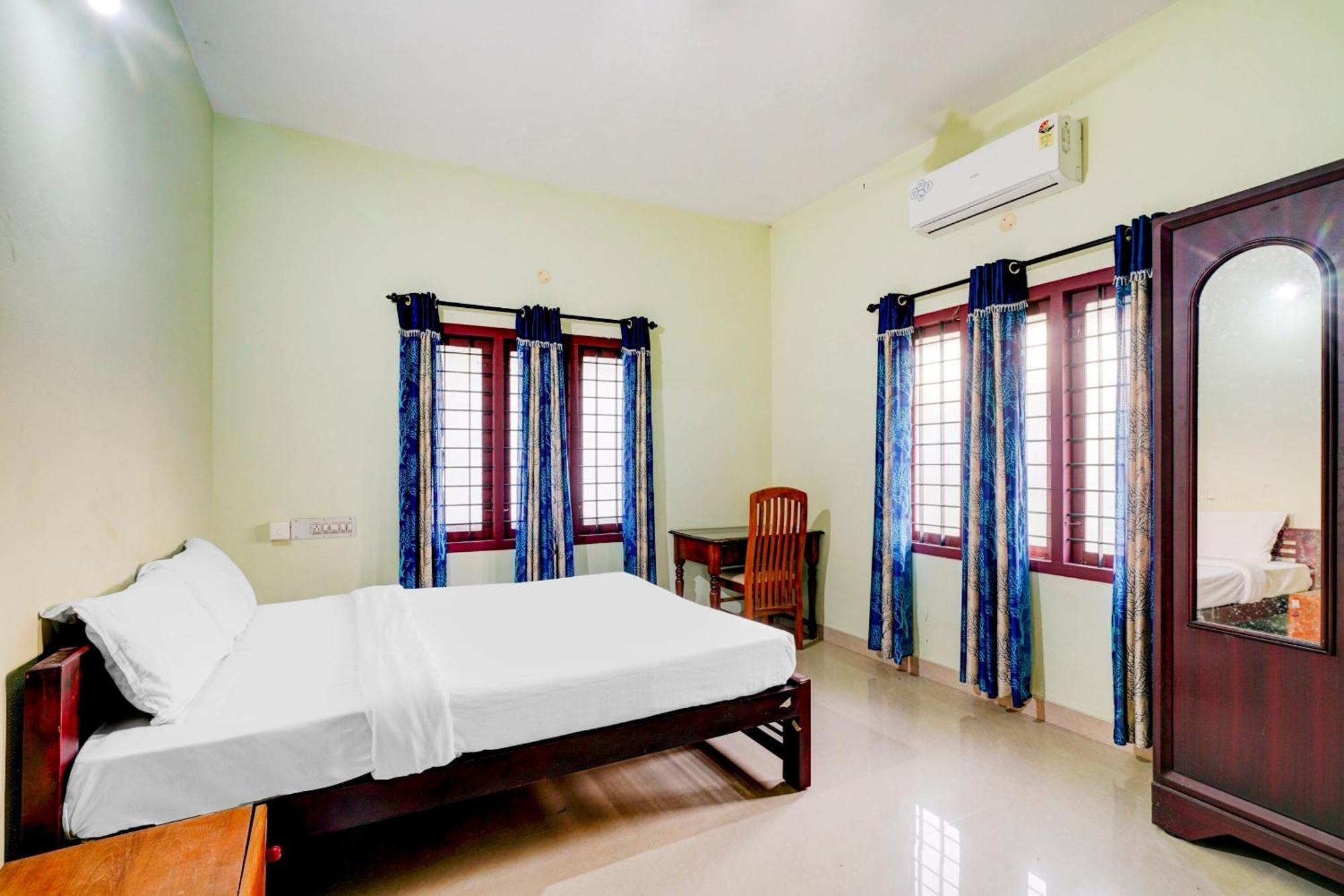 Hotel O Nettoor Near Lakeshore Hospital Kochi Ngoại thất bức ảnh