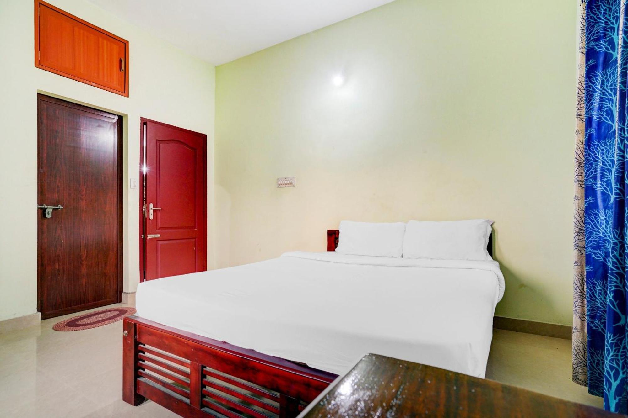 Hotel O Nettoor Near Lakeshore Hospital Kochi Ngoại thất bức ảnh